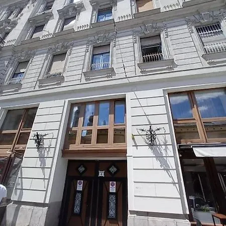 H & A Synagogue Apartment Budapest